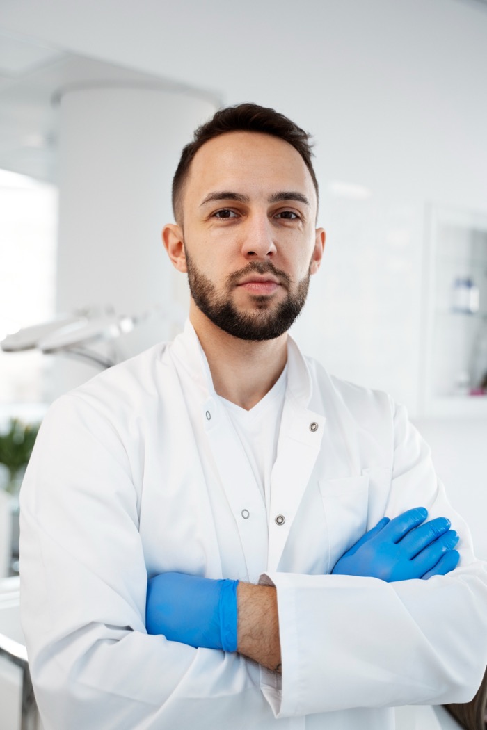 Dr. Miguel Reis